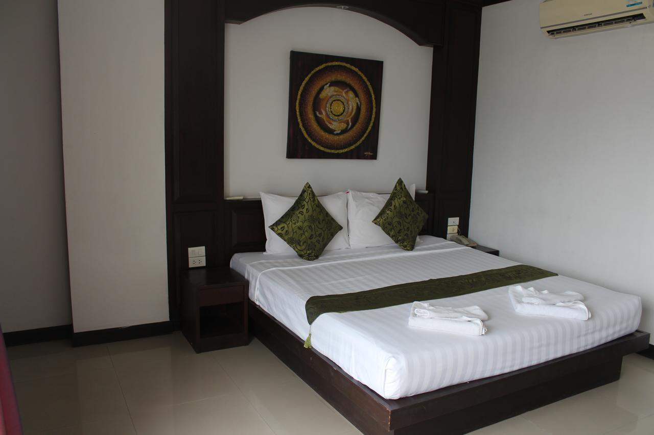 Patong Buri Hotel Kültér fotó